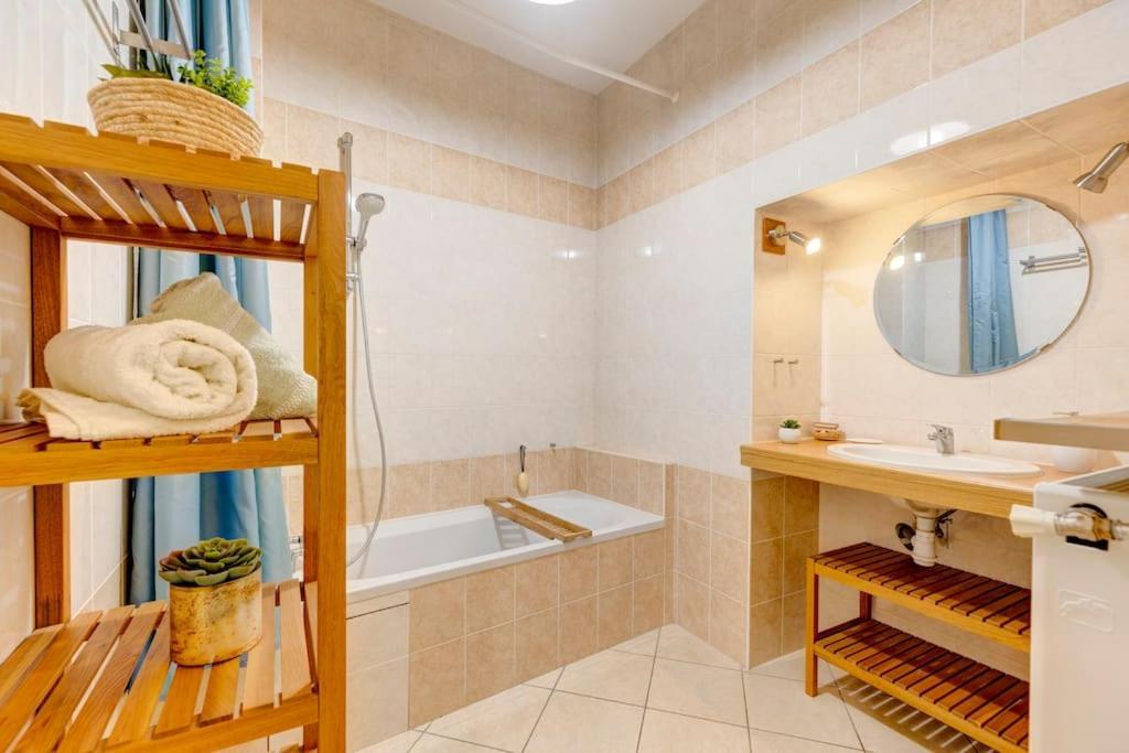 Vecchia Citta Cote Vieille Ville # Yolo Alp Home Annecy Ngoại thất bức ảnh